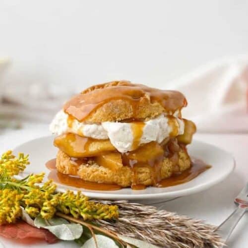 Caramel Apple Shortcake Live to Sweet