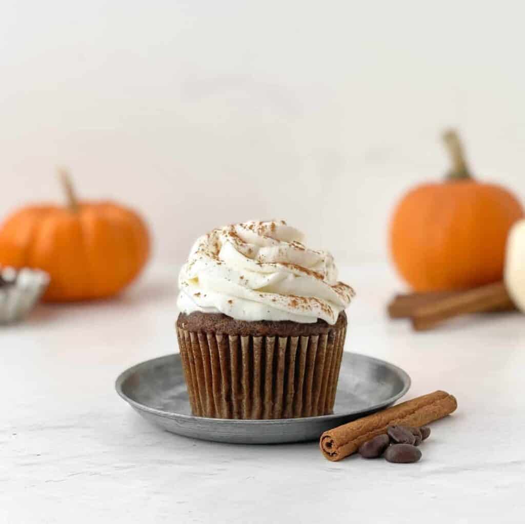 Pumpkin Spice Latte Cupcakes 4